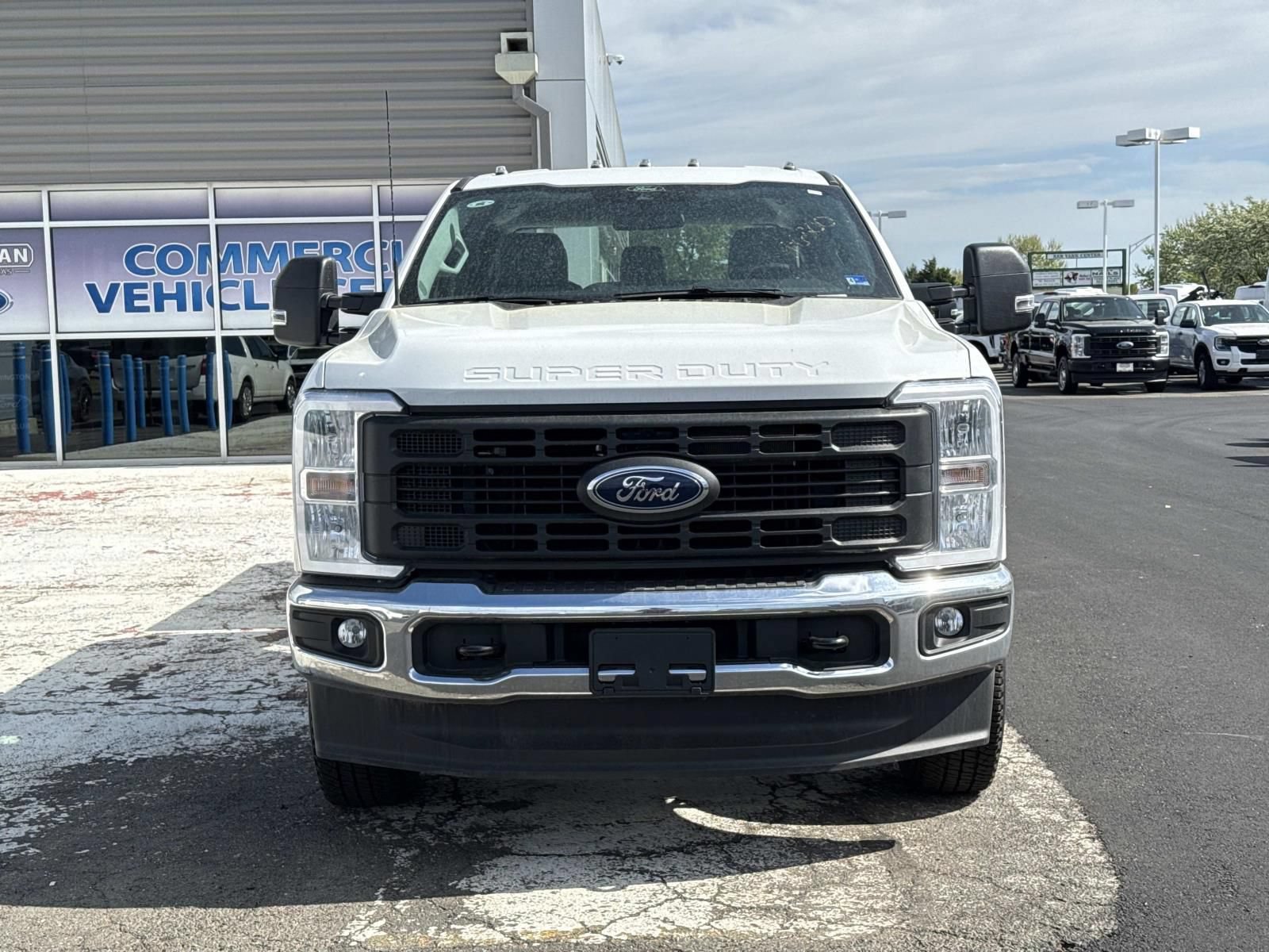 New 2026 Ford F250 XL w/ XL Chrome Package AWD/4WD image 8