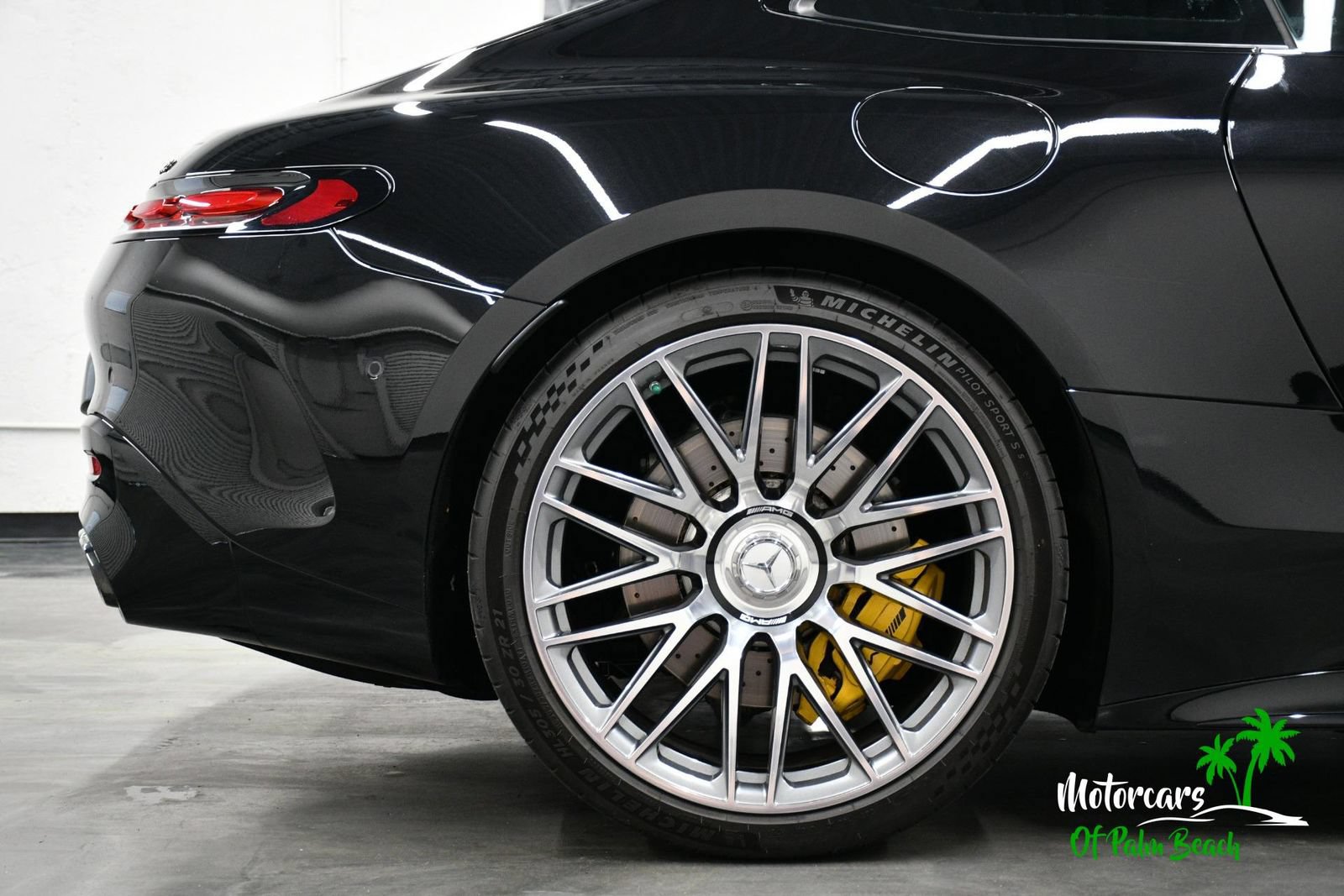 Used 2025 Mercedes-Benz AMG GT 63 image 26