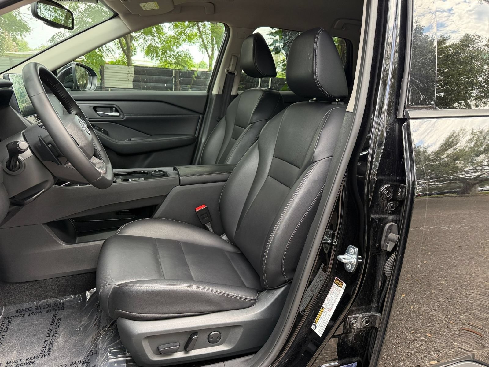 Used 2026 Nissan Rogue SL AWD/4WD image 35