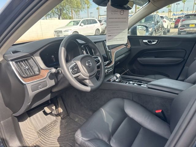 Used 2023 Volvo XC60 B5 Plus w/ Protection Package Premier image 11
