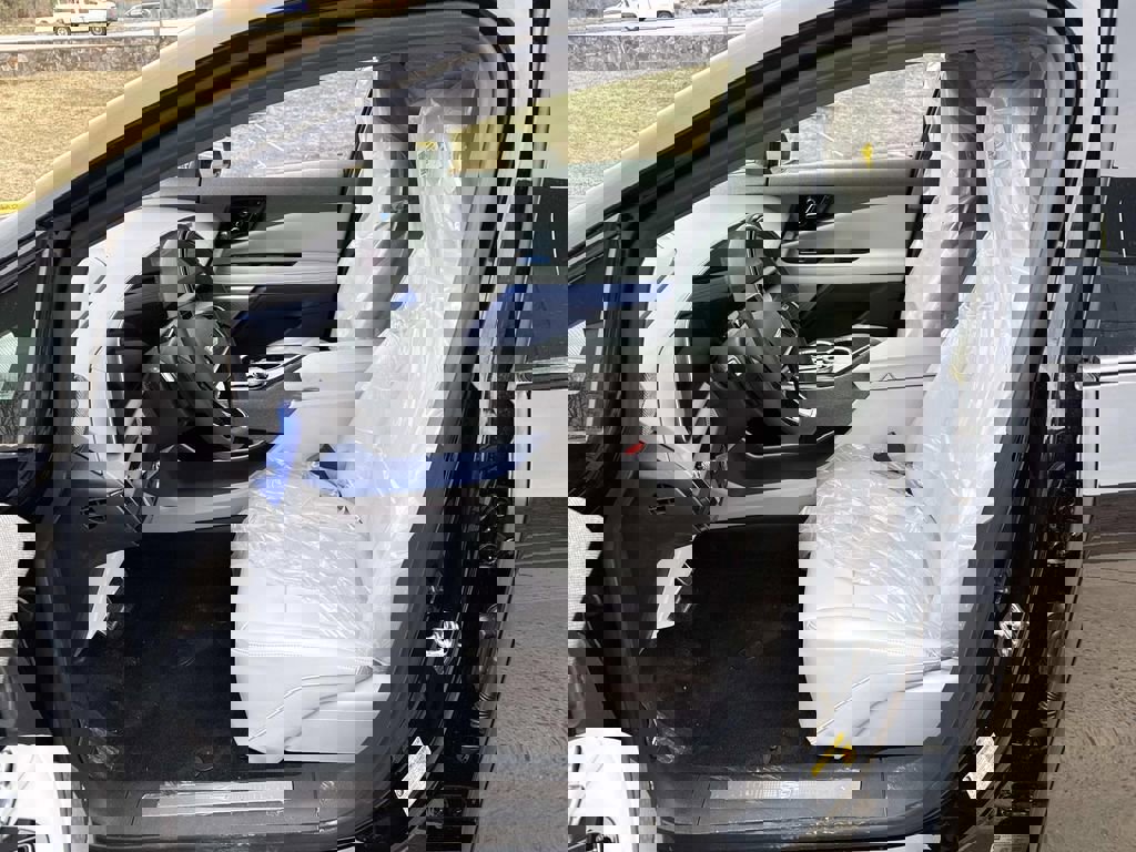 New 2026 Cadillac Optiq Sport 1 AWD/4WD image 8