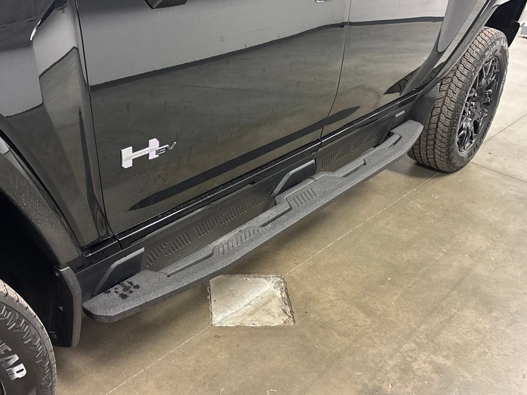 New 2026 GMC Hummer EV 4x4 Crew Cab image 11
