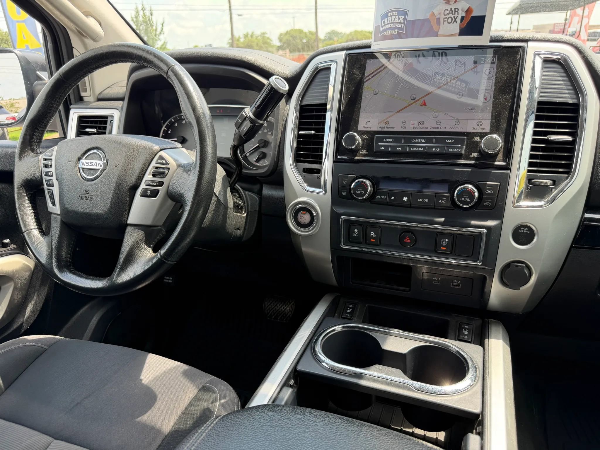 Used 2020 Nissan Titan SV w/ SV Convenience Package RWD image 10