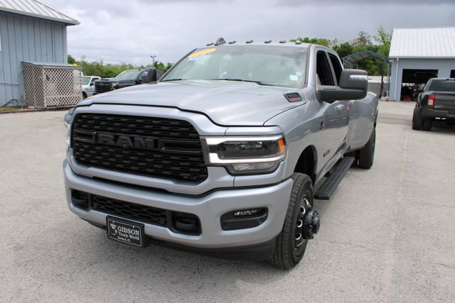 Used 2024 RAM 3500 Big Horn w/ Night Edition image 3