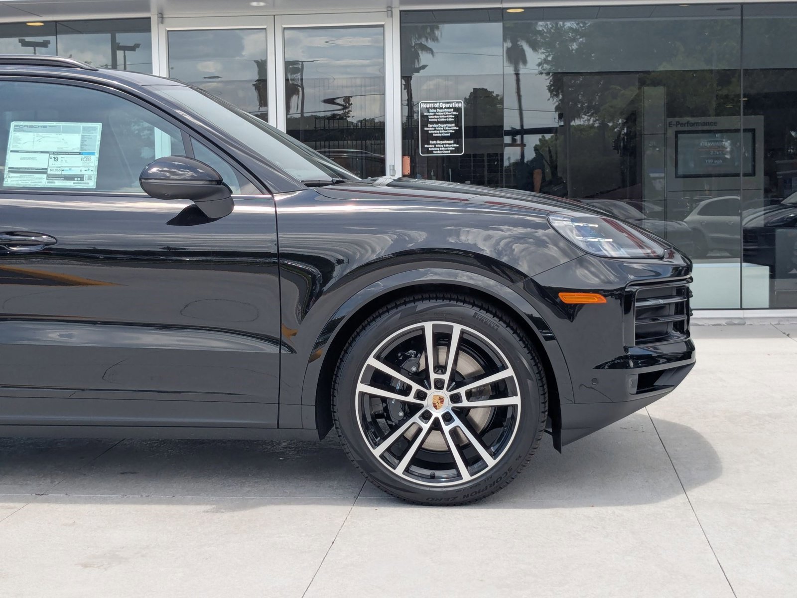 New 2025 Porsche Cayenne image 11