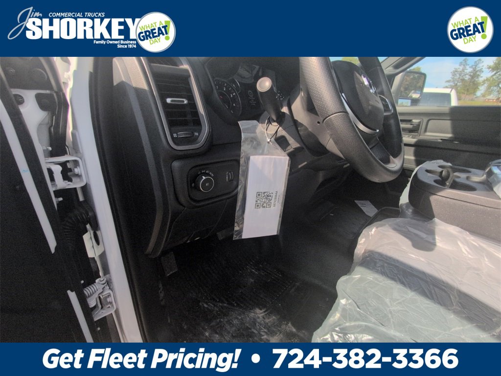 New 2026 RAM 5500 Tradesman w/ Chrome Appearance Group image 15