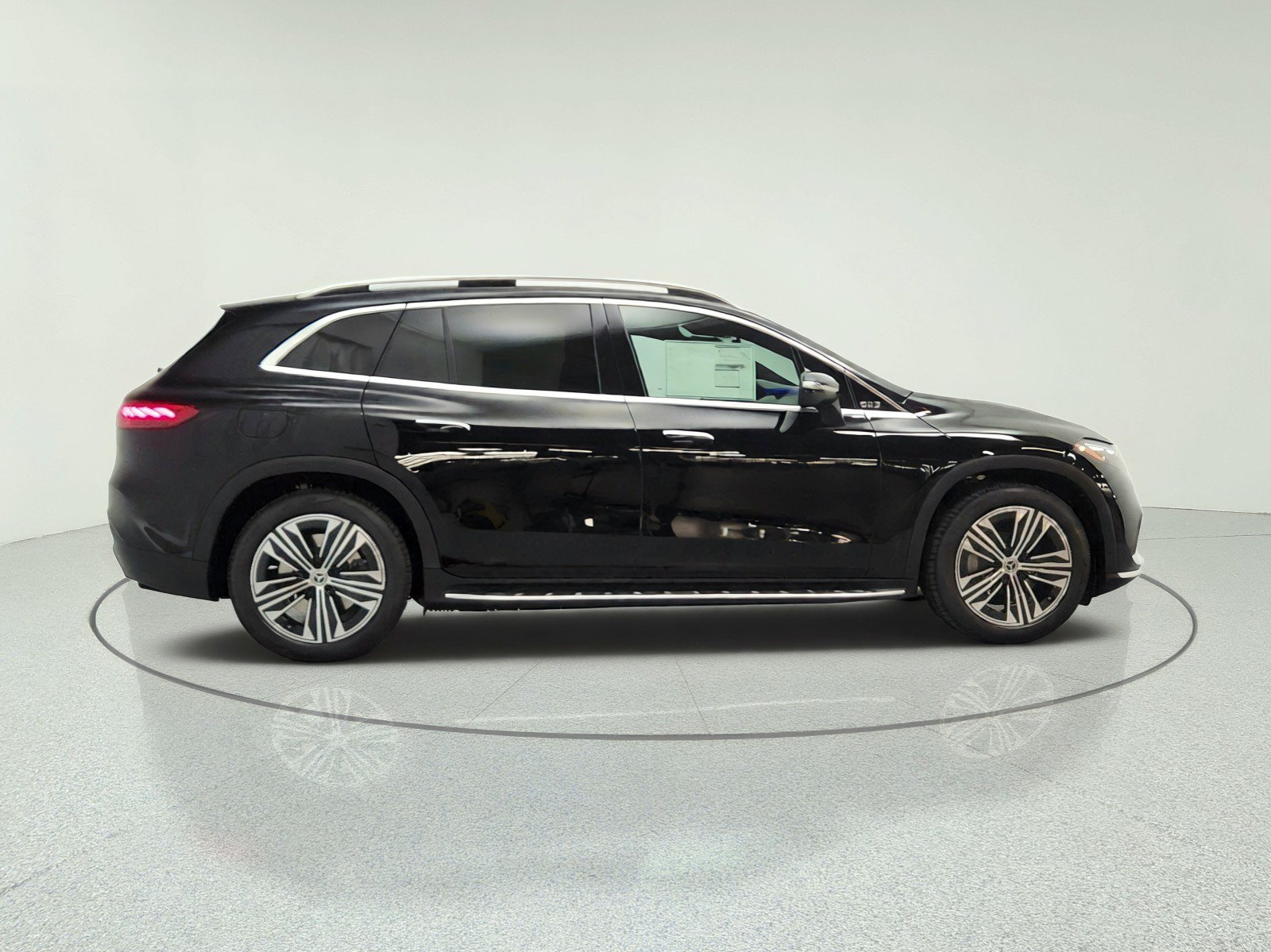 New 2026 Mercedes-Benz EQS 400 4MATIC SUV image 4