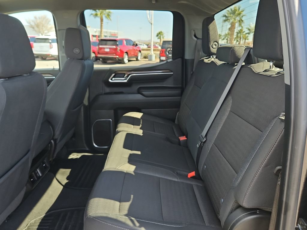 Used 2025 Chevrolet Silverado 1500 LT image 10