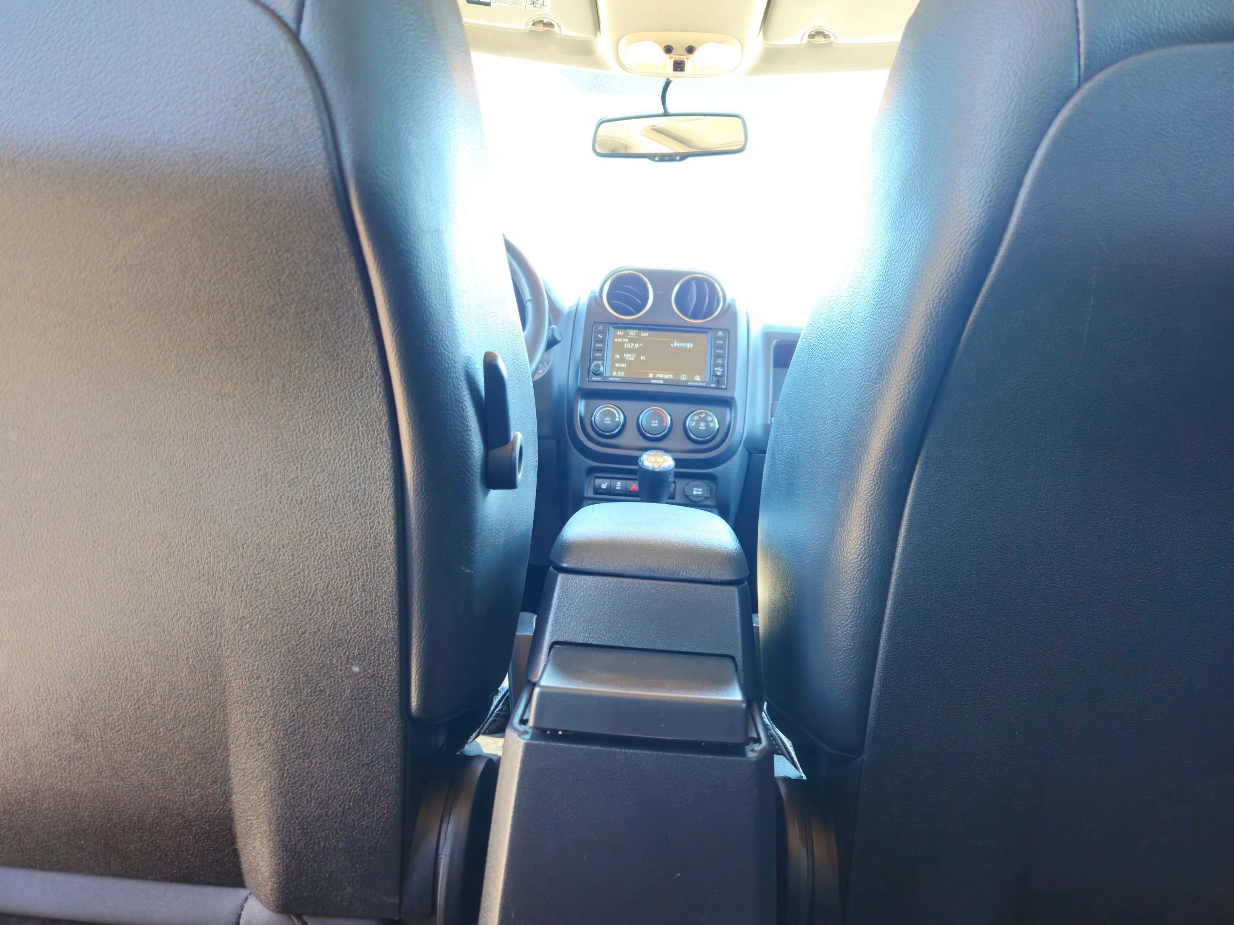 Used 2016 Jeep Patriot High Altitude image 17