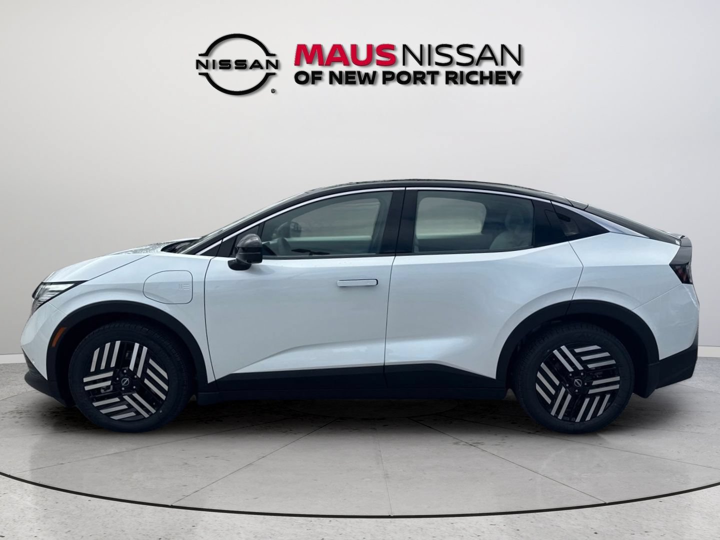 New 2026 Nissan Leaf SV+ w/ Floor Mat Package (SV+) FWD image 5