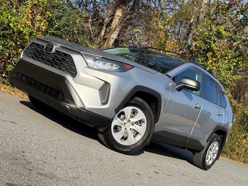 Used 2019 Toyota RAV4 LE w/ All Weather Liner Package image 4