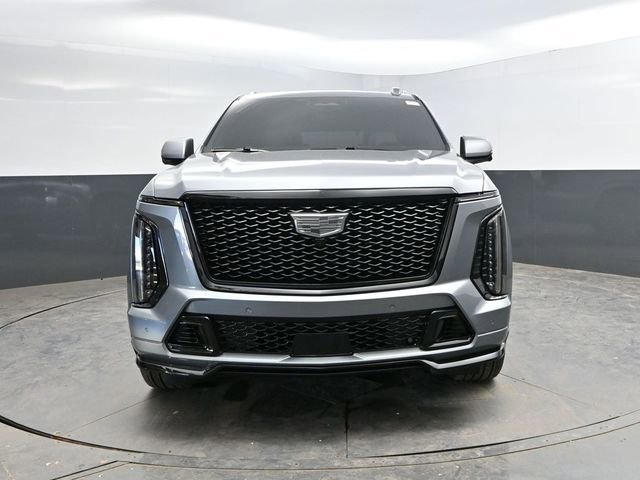 Used 2025 Cadillac Escalade V image 2
