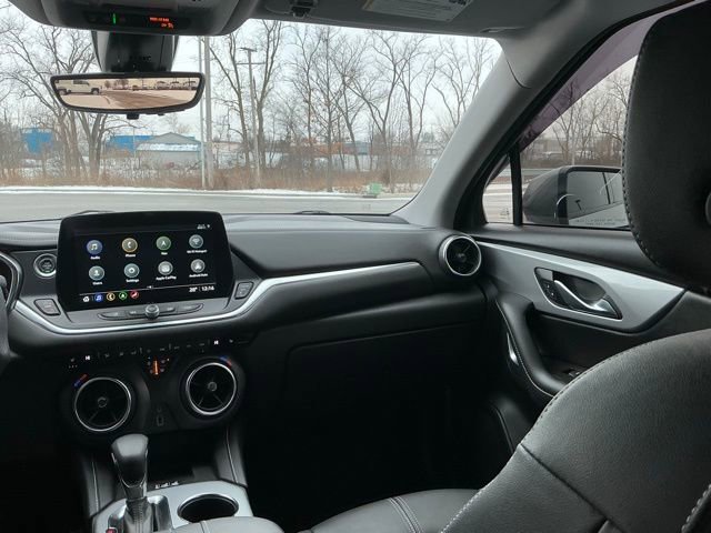 Used 2023 Chevrolet Blazer LT w/ Sound & Technology Package image 31