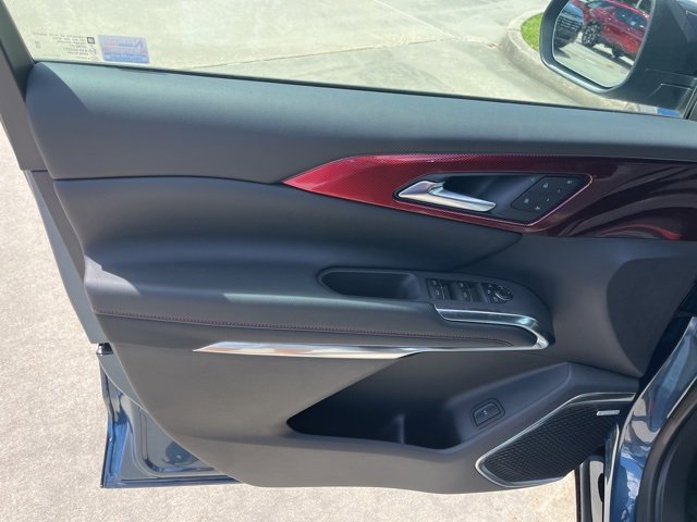 New 2026 Chevrolet Traverse RS w/ LPO, Floor Liner Package image 16