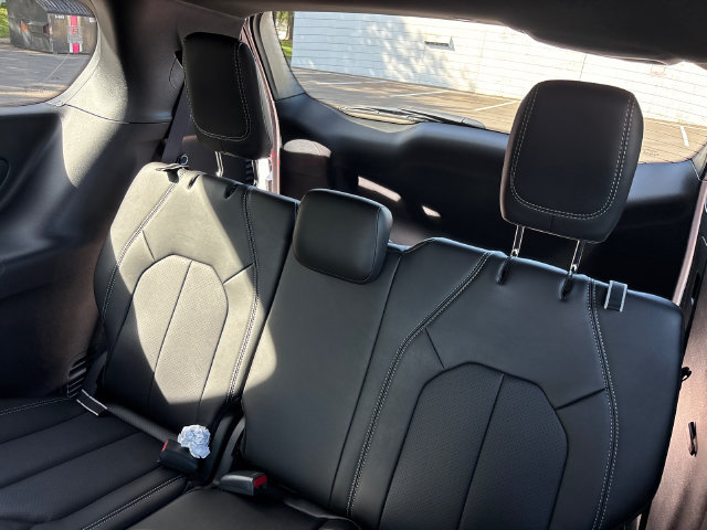 New 2027 Chrysler Pacifica LX FWD image 26