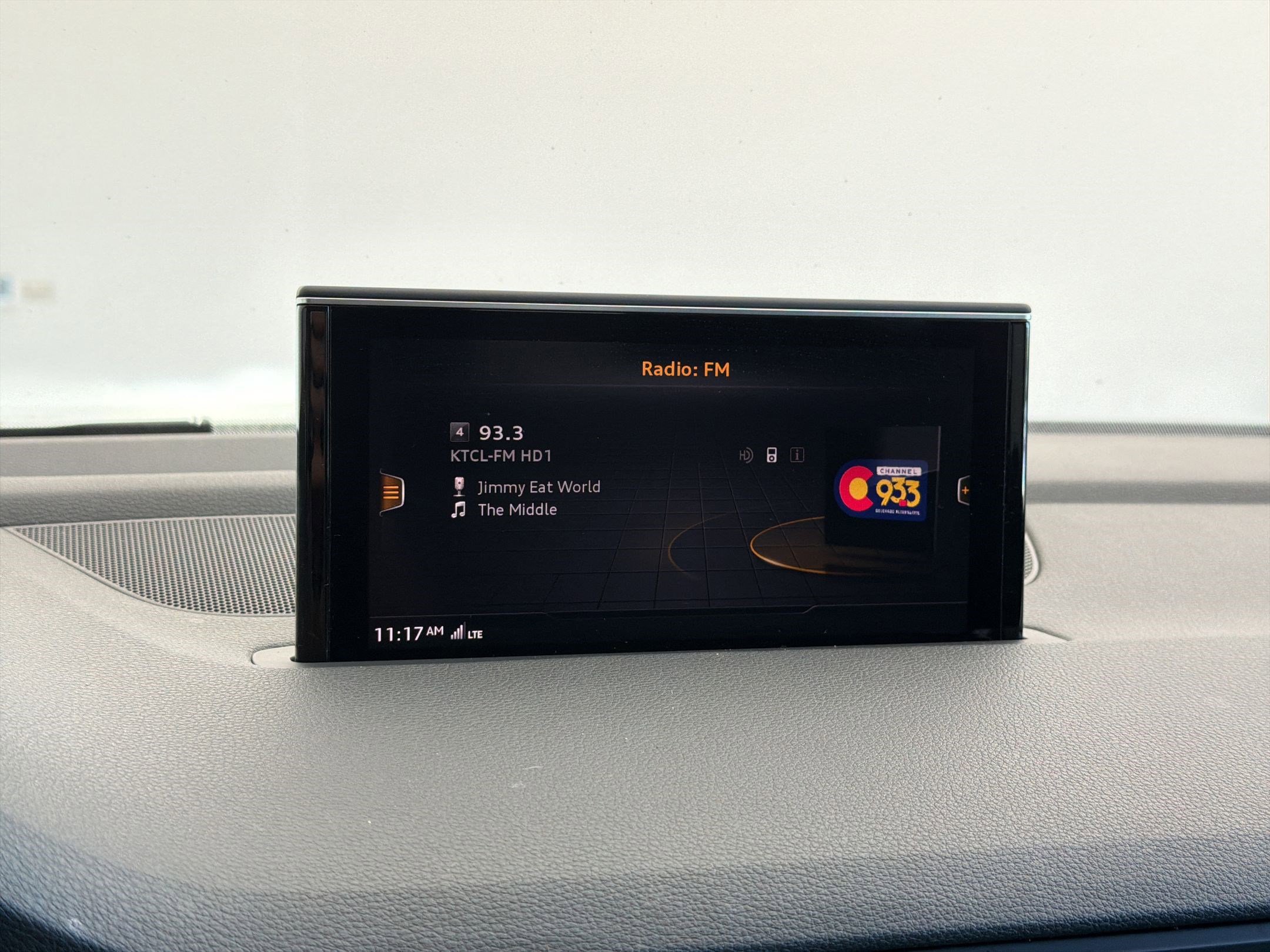 Used 2017 Audi Q7 3.0T Premium Plus w/ Premium Plus Package image 24