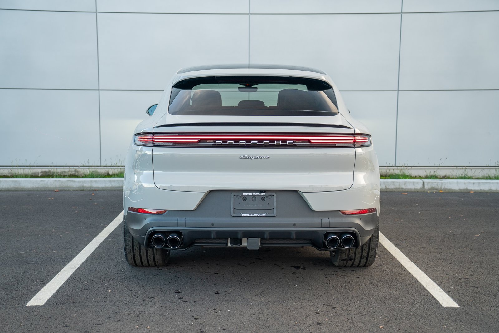 New 2026 Porsche Cayenne E-Hybrid Coupe AWD/4WD image 7