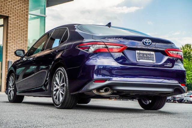 Used 2022 Toyota Camry XLE FWD image 11