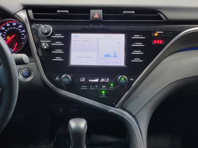 Used 2018 Toyota Camry XSE FWD image 19