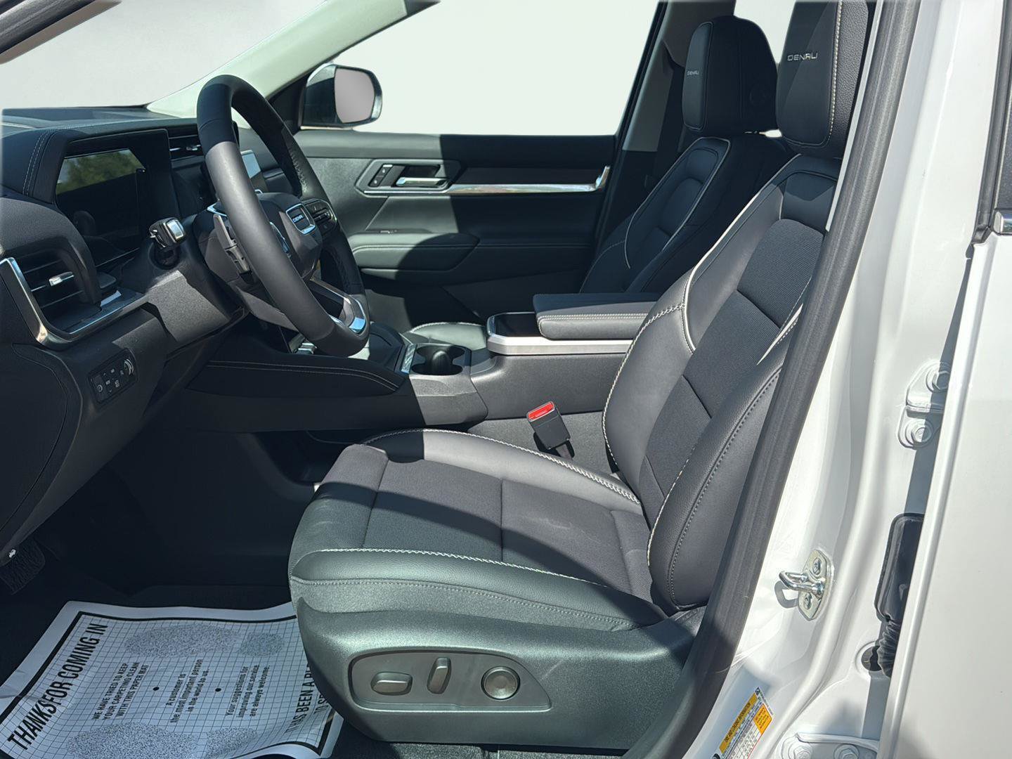 New 2027 GMC Terrain Denali AWD/4WD image 2
