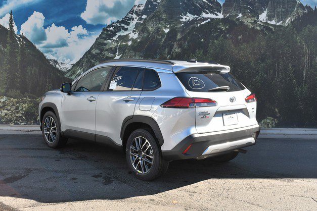 New 2026 Toyota Corolla Cross XLE image 3