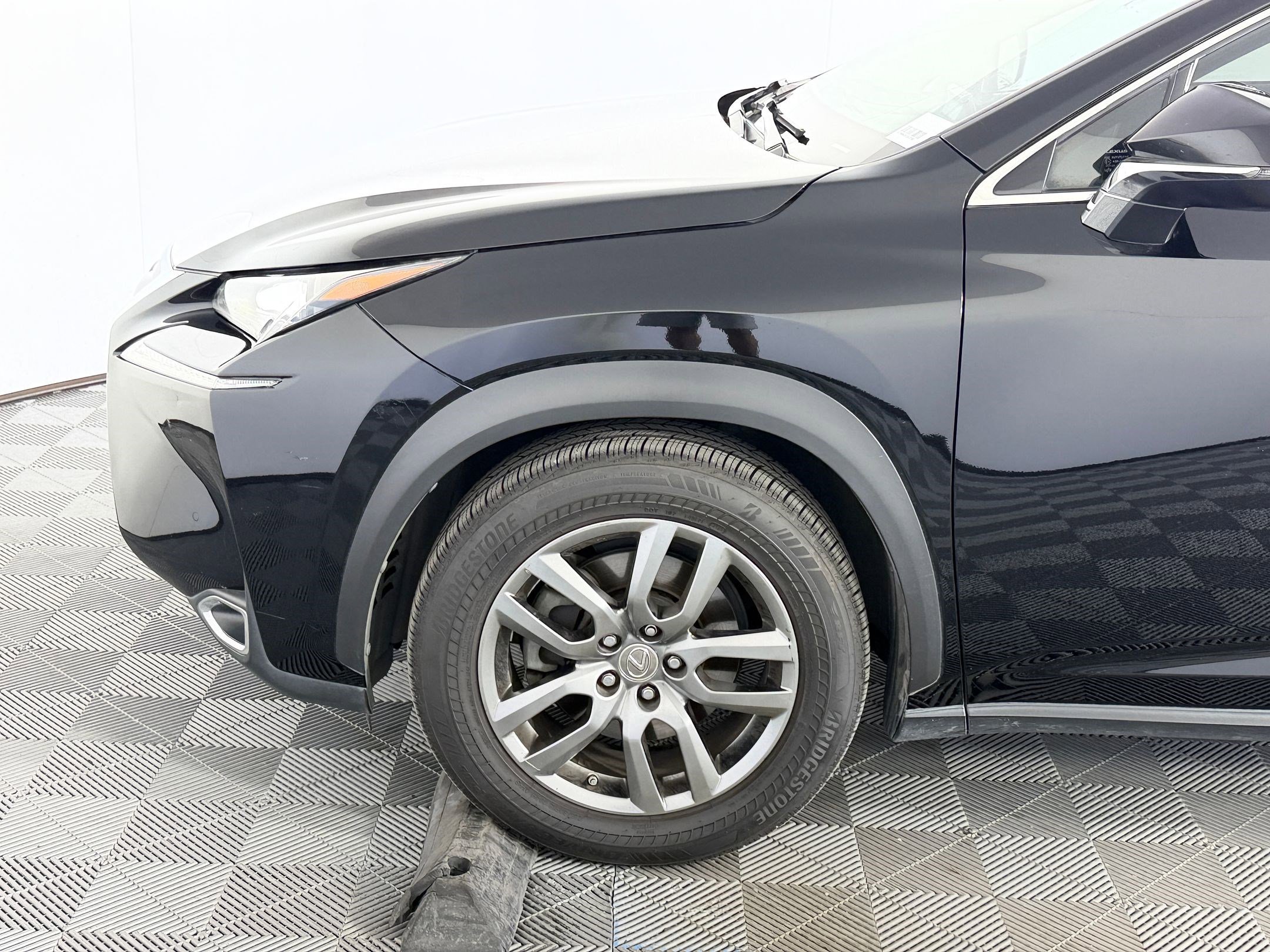 Used 2015 Lexus NX 200t FWD w/ Premium Package image 11
