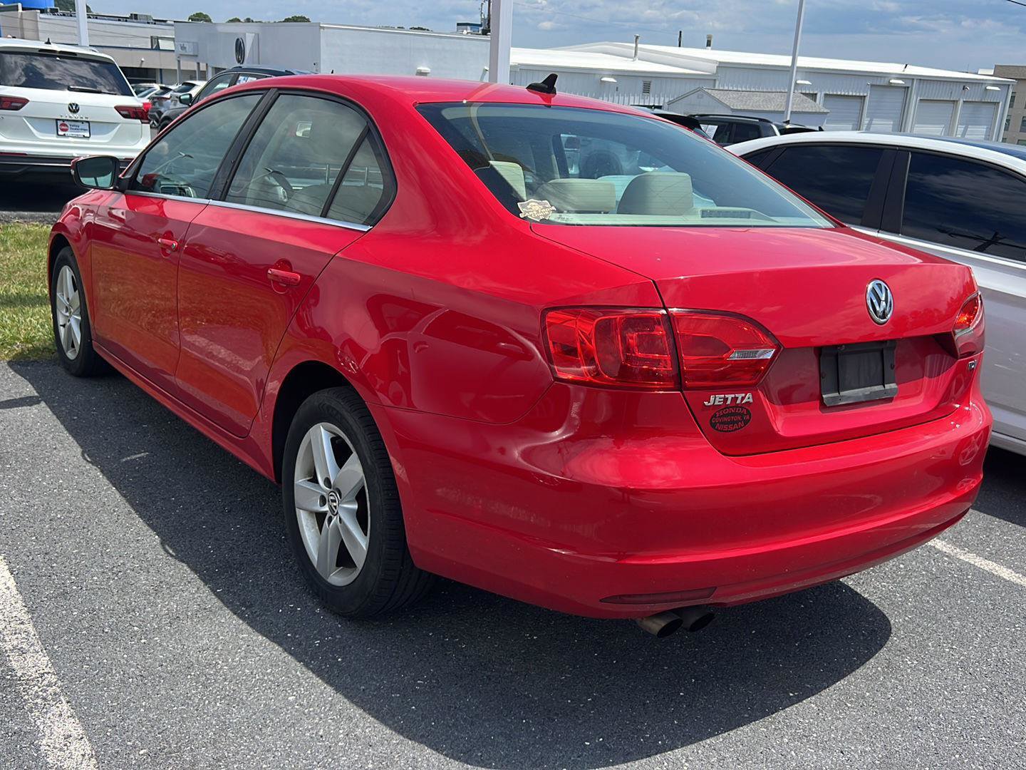 Used 2013 Volkswagen Jetta TDI FWD image 2