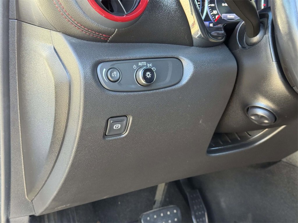 Used 2019 Chevrolet Blazer RS image 11