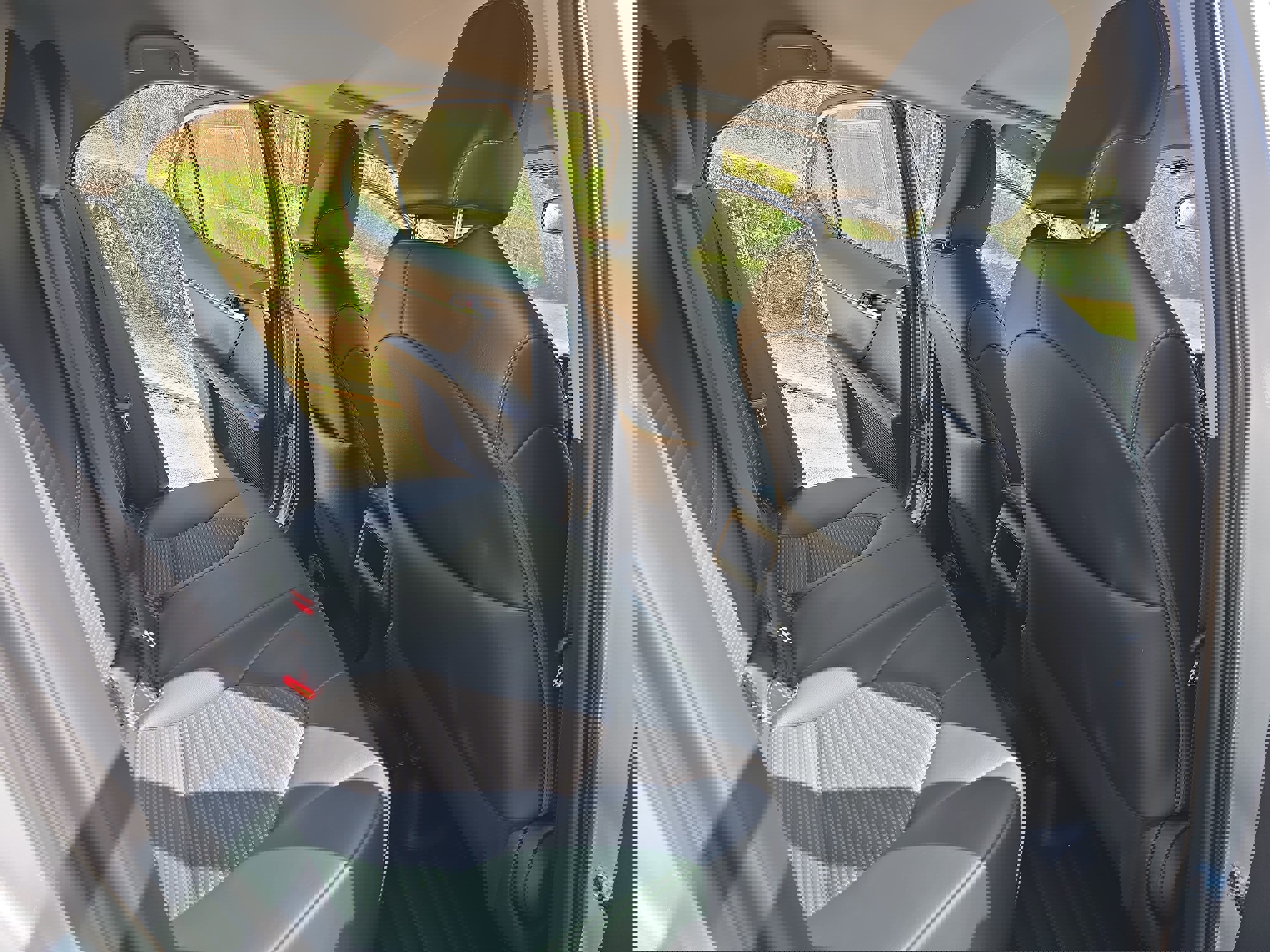 Used 2024 Toyota Camry SE image 11