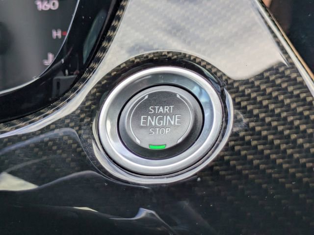 Used 2023 Cadillac XT6 Sport w/ Technology Package image 35