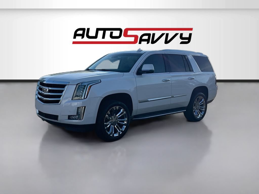 Used 2019 Cadillac Escalade Luxury w/ LPO, Radiant Package RWD image 3