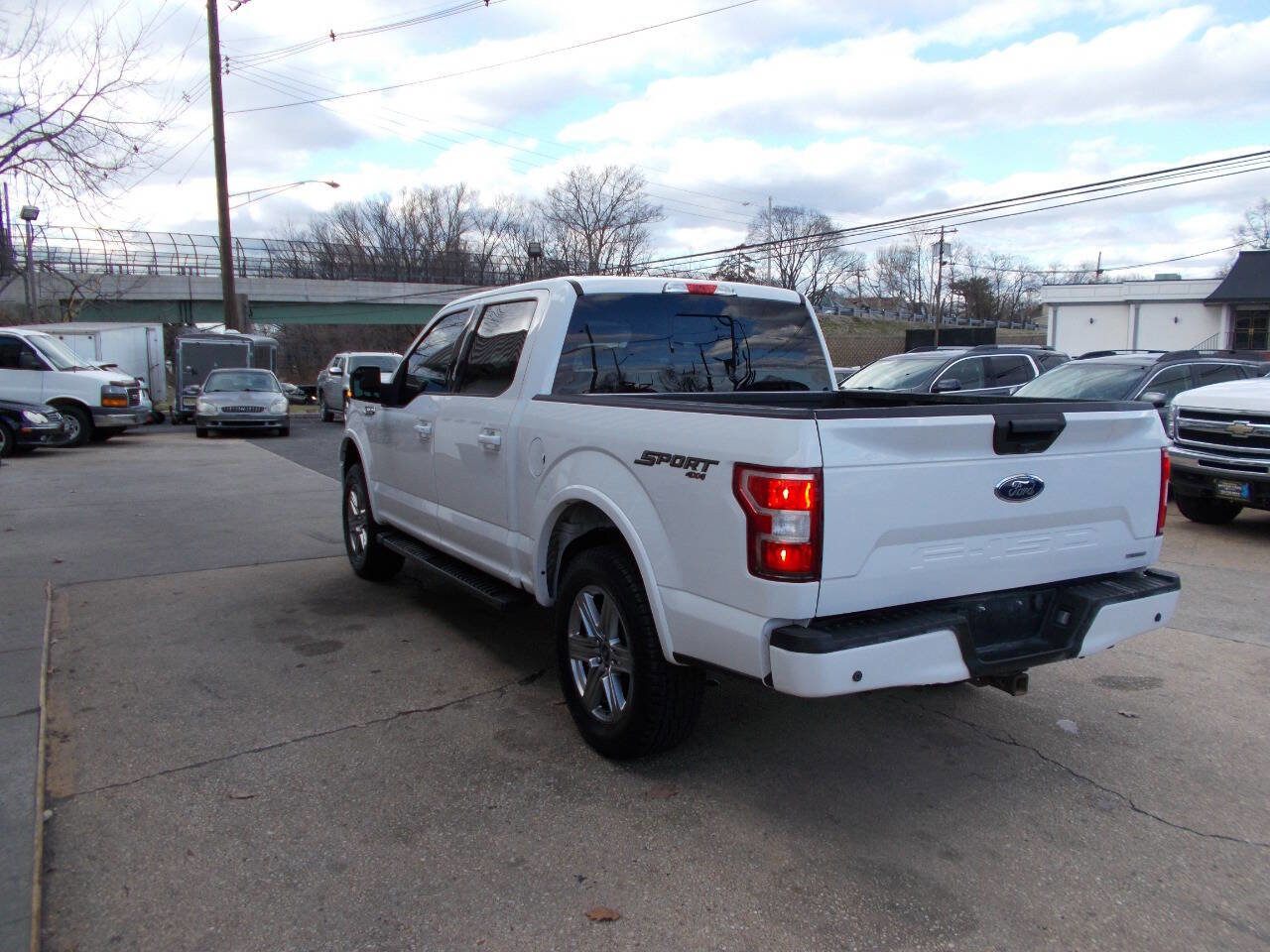 Used 2019 Ford F150 XLT w/ Equipment Group 302A Luxury image 5