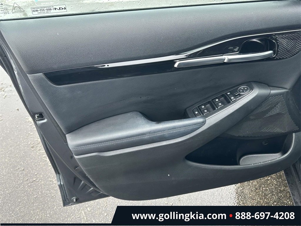 Certified 2022 Kia Seltos S image 14