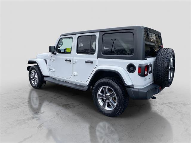 Used 2018 Jeep Wrangler Unlimited Sahara image 3