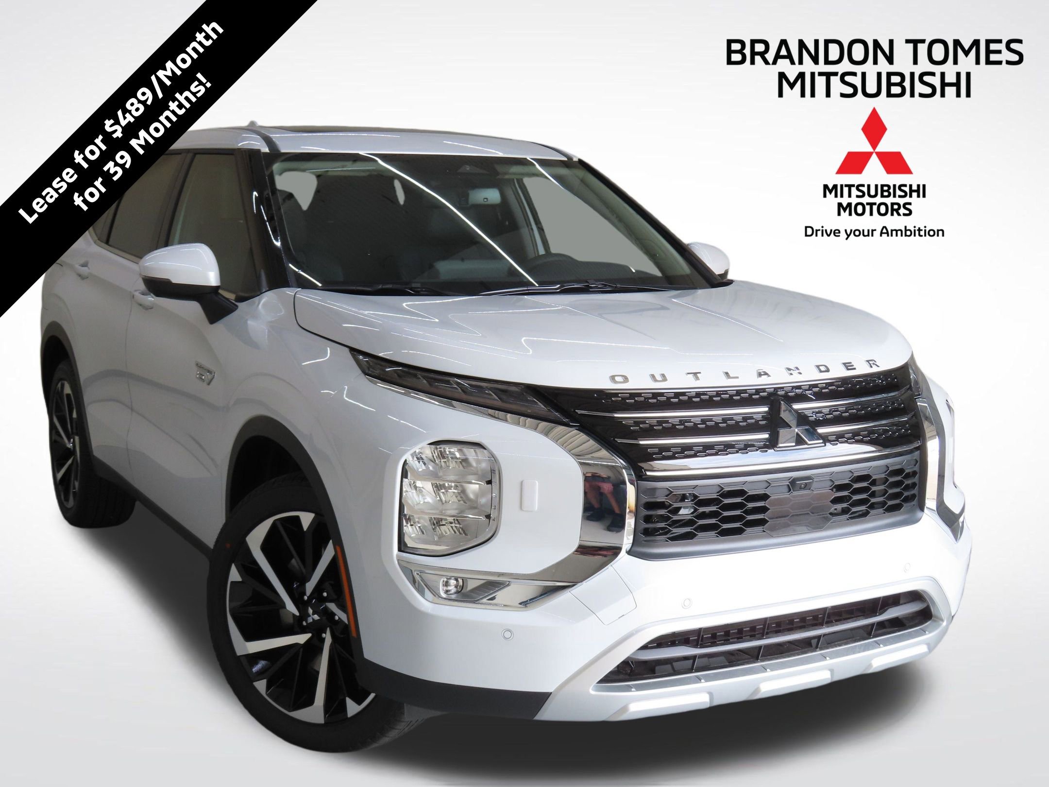 New 2025 Mitsubishi Outlander SE