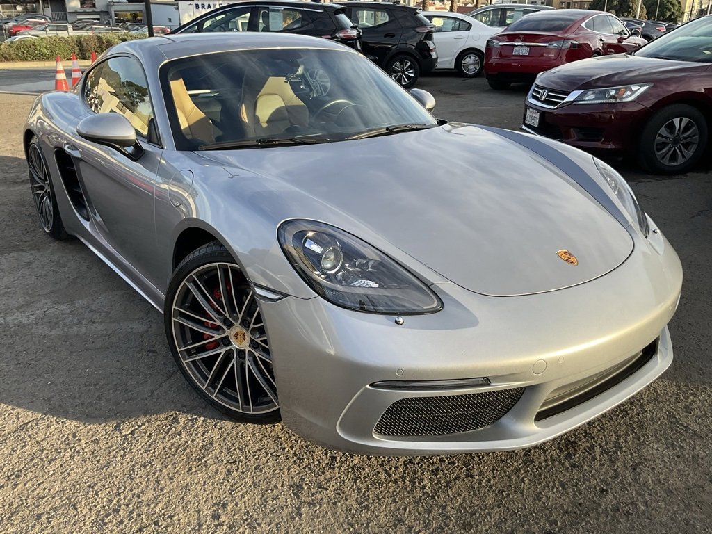 Used 2017 Porsche 718 Cayman S image 1