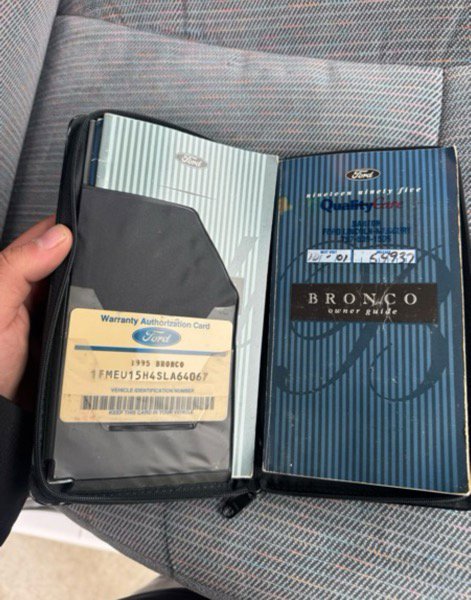 Used 1995 Ford Bronco XLT image 18