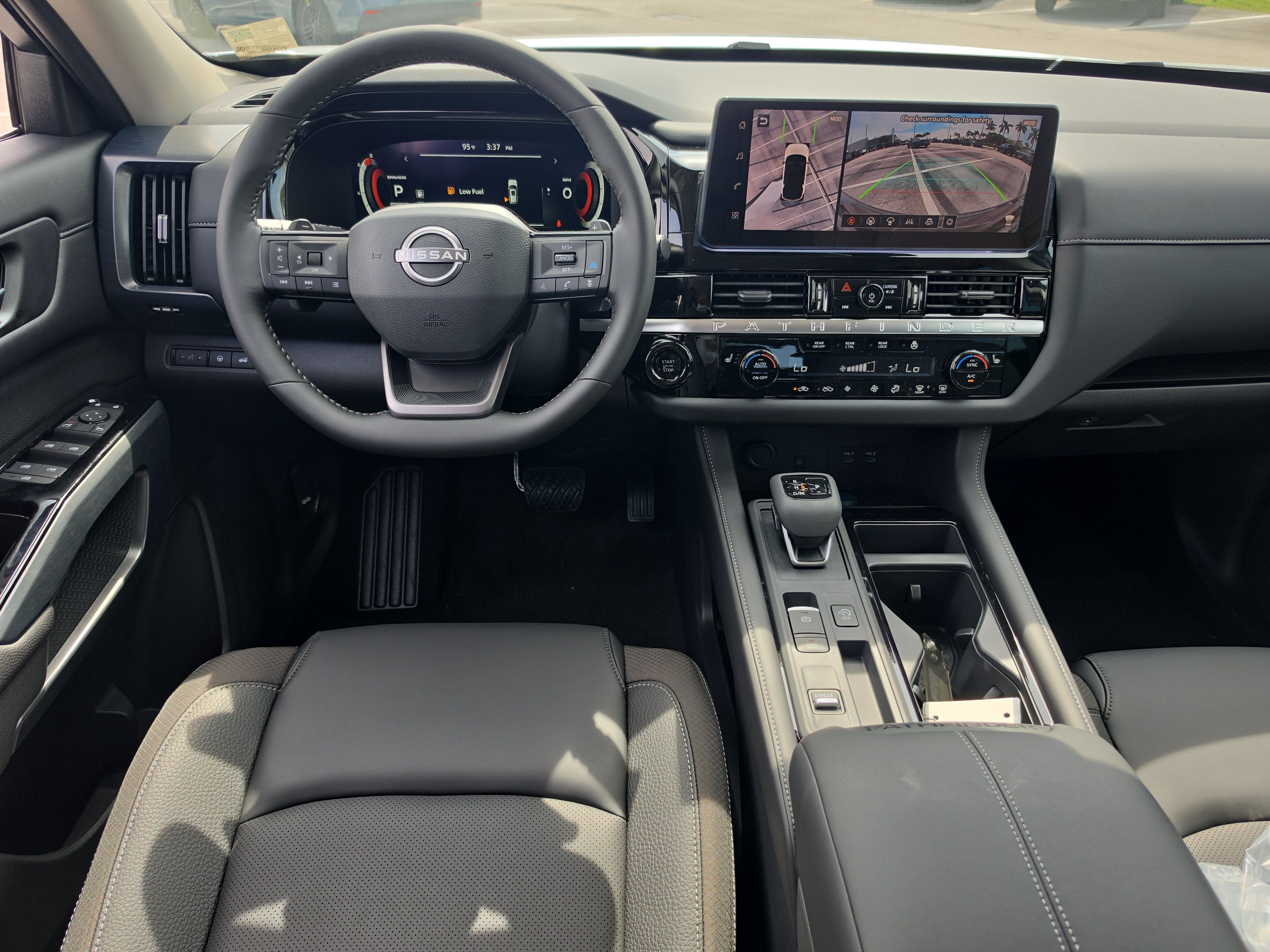 New 2026 Nissan Pathfinder SL FWD image 15