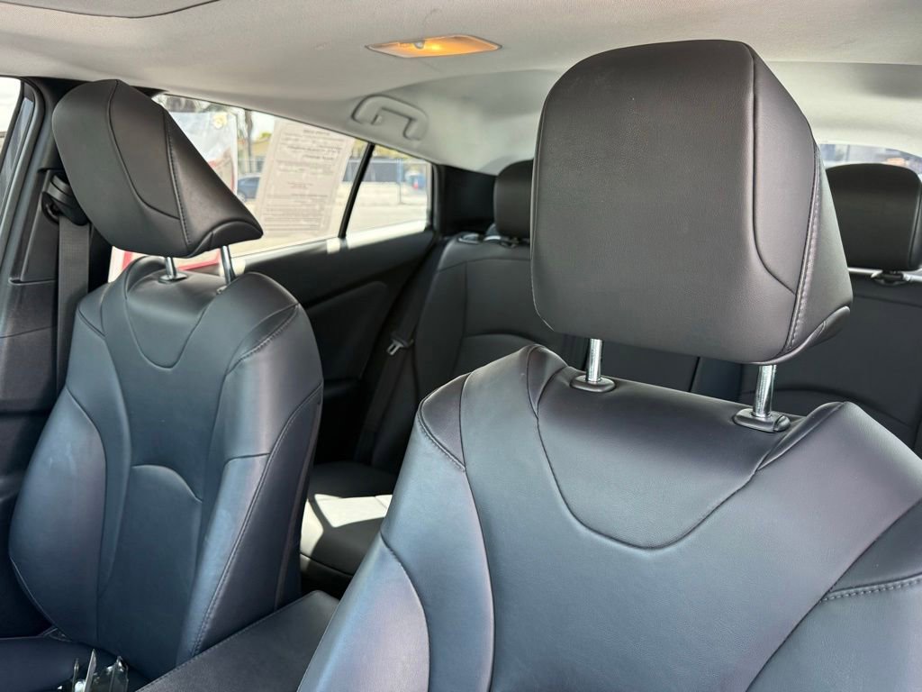 Certified 2022 Toyota Prius XLE w/ Advanced Technology Package FWD image 25