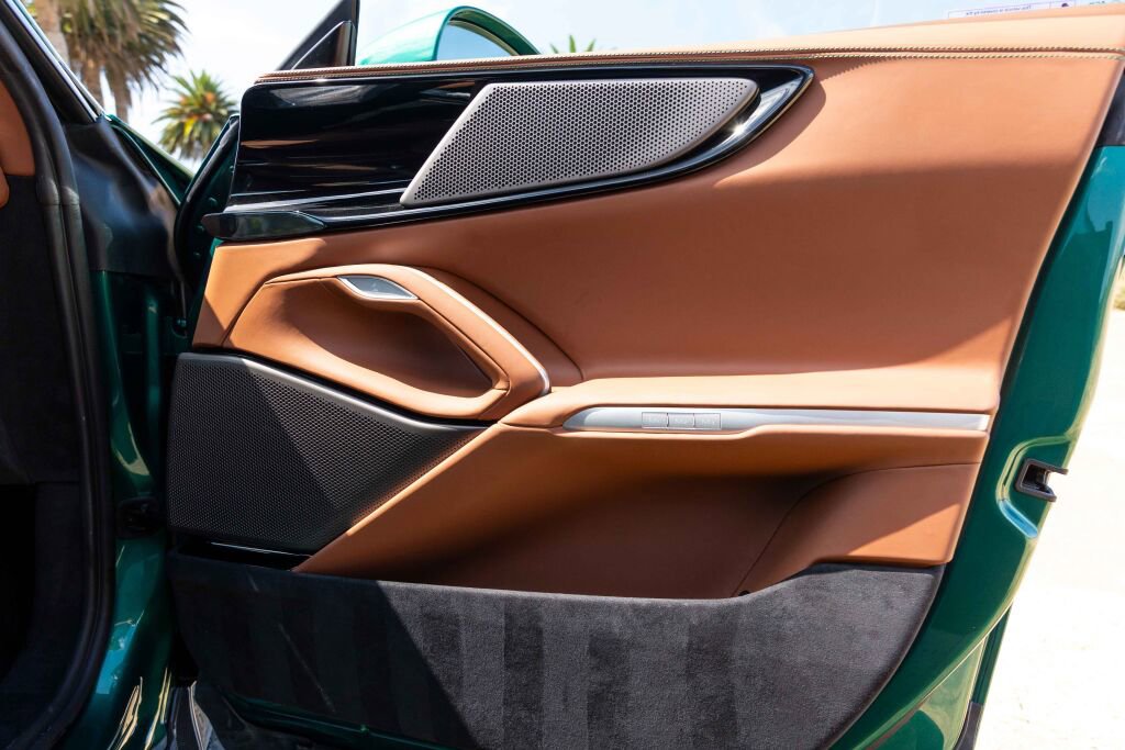 Certified 2024 Ferrari Purosangue image 39