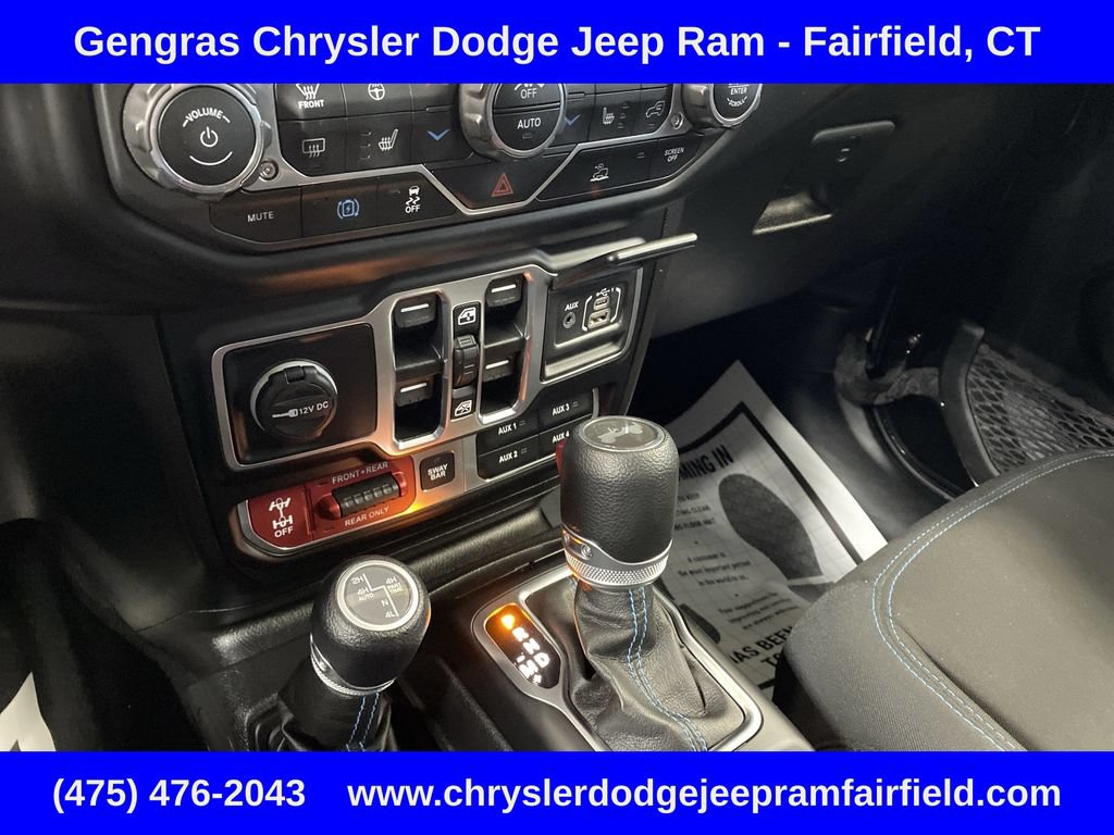 Certified 2022 Jeep Wrangler Unlimited Rubicon 4xe w/ Cold Weather Group AWD/4WD image 15