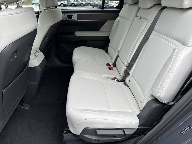 New 2026 Hyundai Santa Fe SE image 12