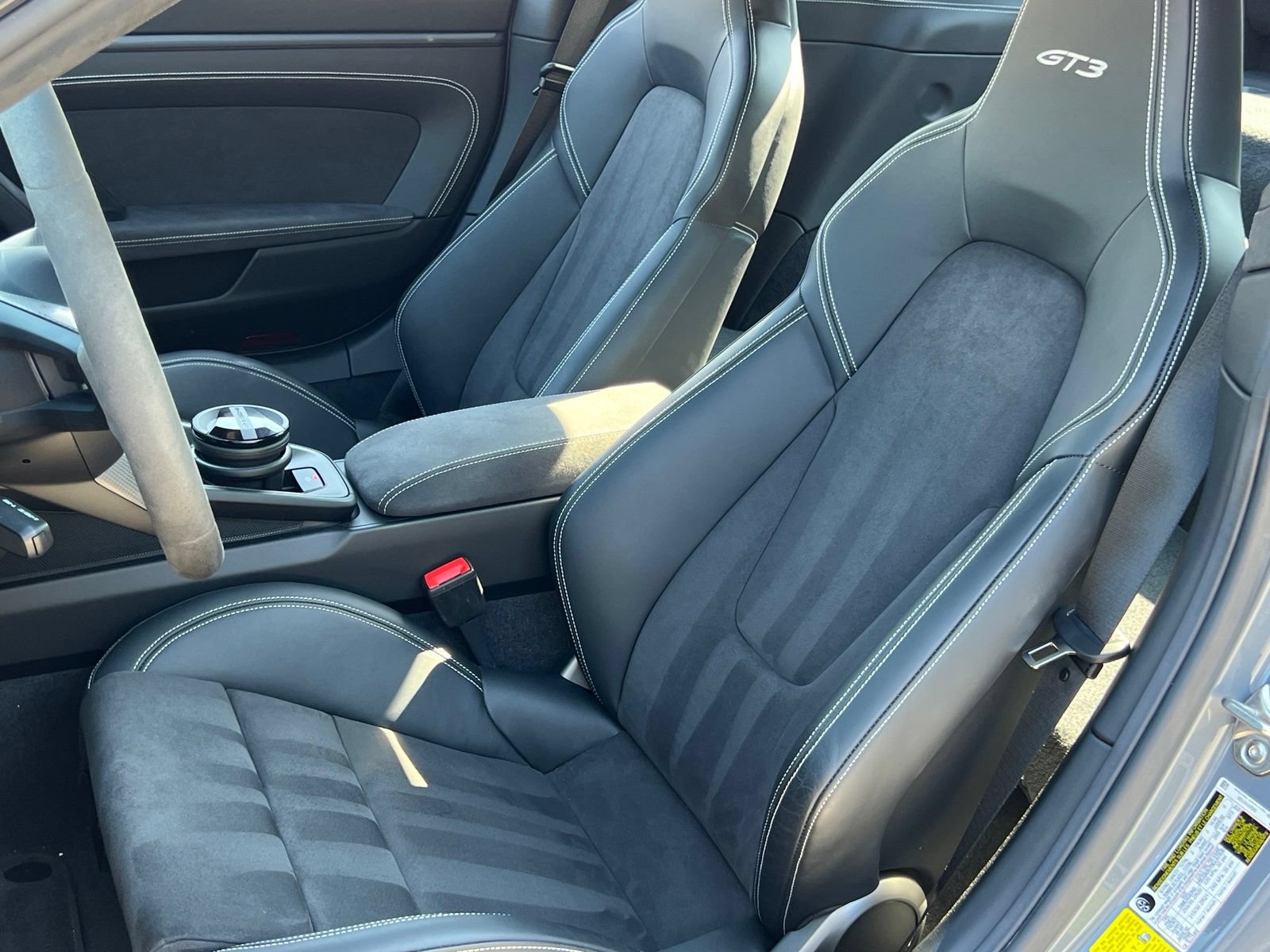 Certified 2024 Porsche 911 GT3 RWD image 5