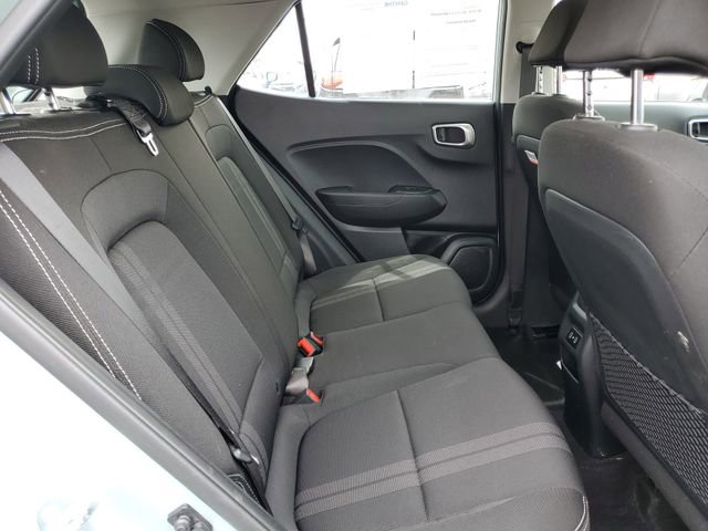 Used 2025 Hyundai Venue SEL FWD image 26