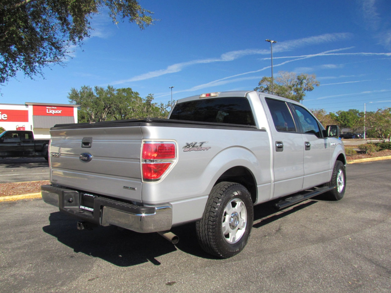 Used 2013 Ford F150 XLT image 11