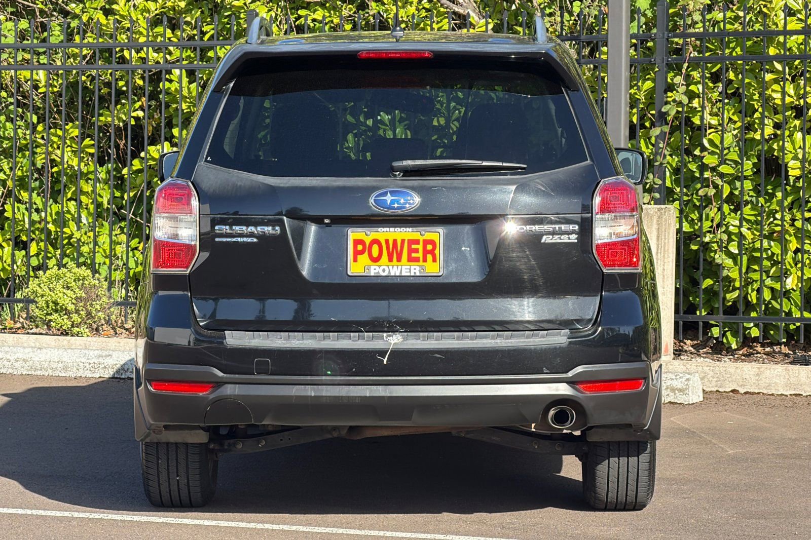 Used 2014 Subaru Forester 2.5i Limited AWD/4WD image 5