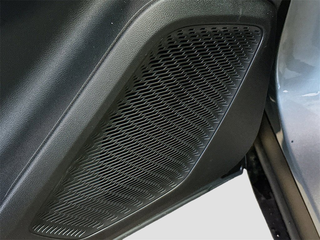 New 2026 Chevrolet Equinox EV LT image 20