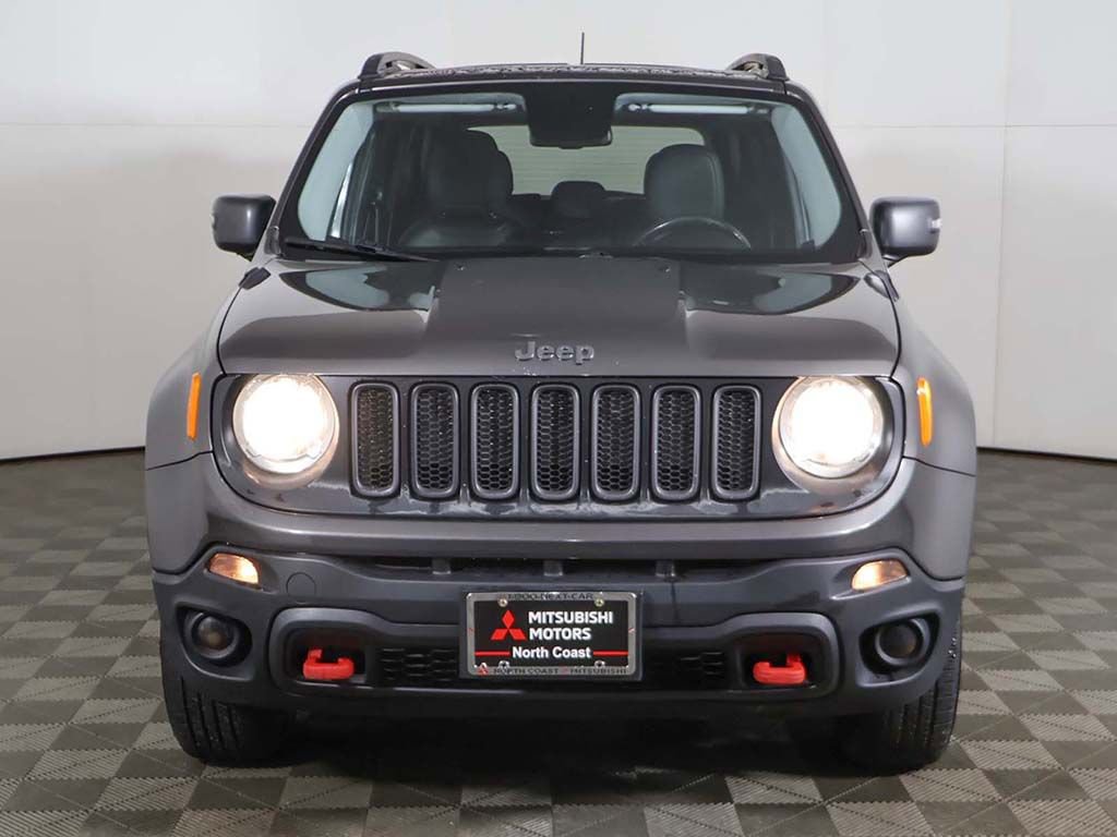 Used 2017 Jeep Renegade Trailhawk w/ Premium Trailhawk Package AWD/4WD image 9