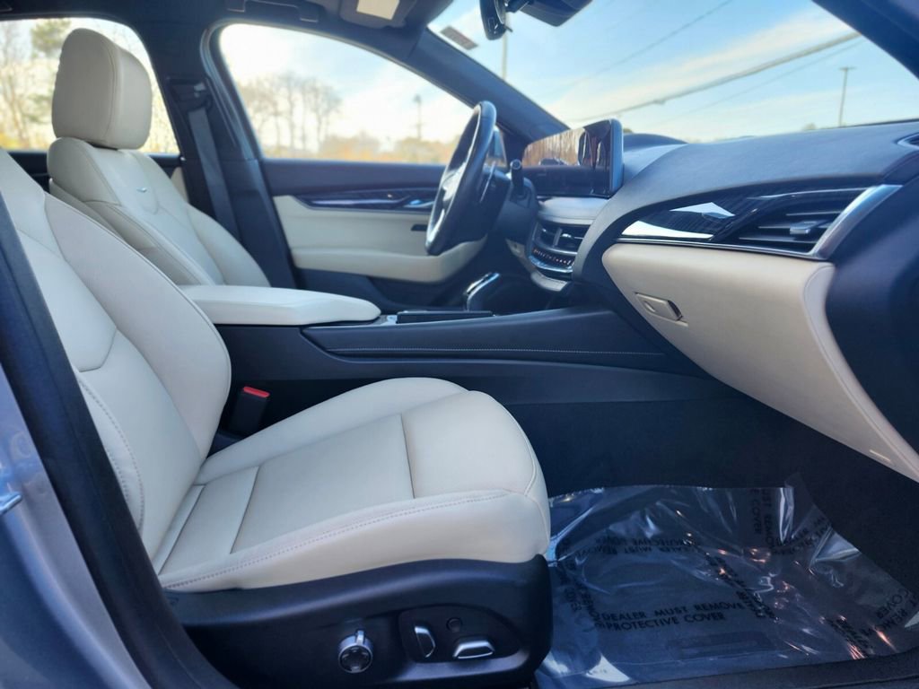 Used 2025 Cadillac CT5 Premium Luxury w/ Technology Package AWD/4WD image 9