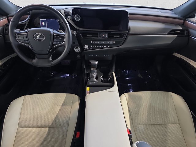 Certified 2025 Lexus ES 300h w/ Premium Package image 9